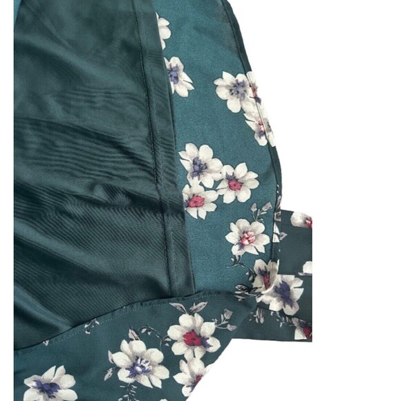 DR2 Dark Green Faux Wrap Floral V Neck Dress Size 2x - Picture 8 of 10